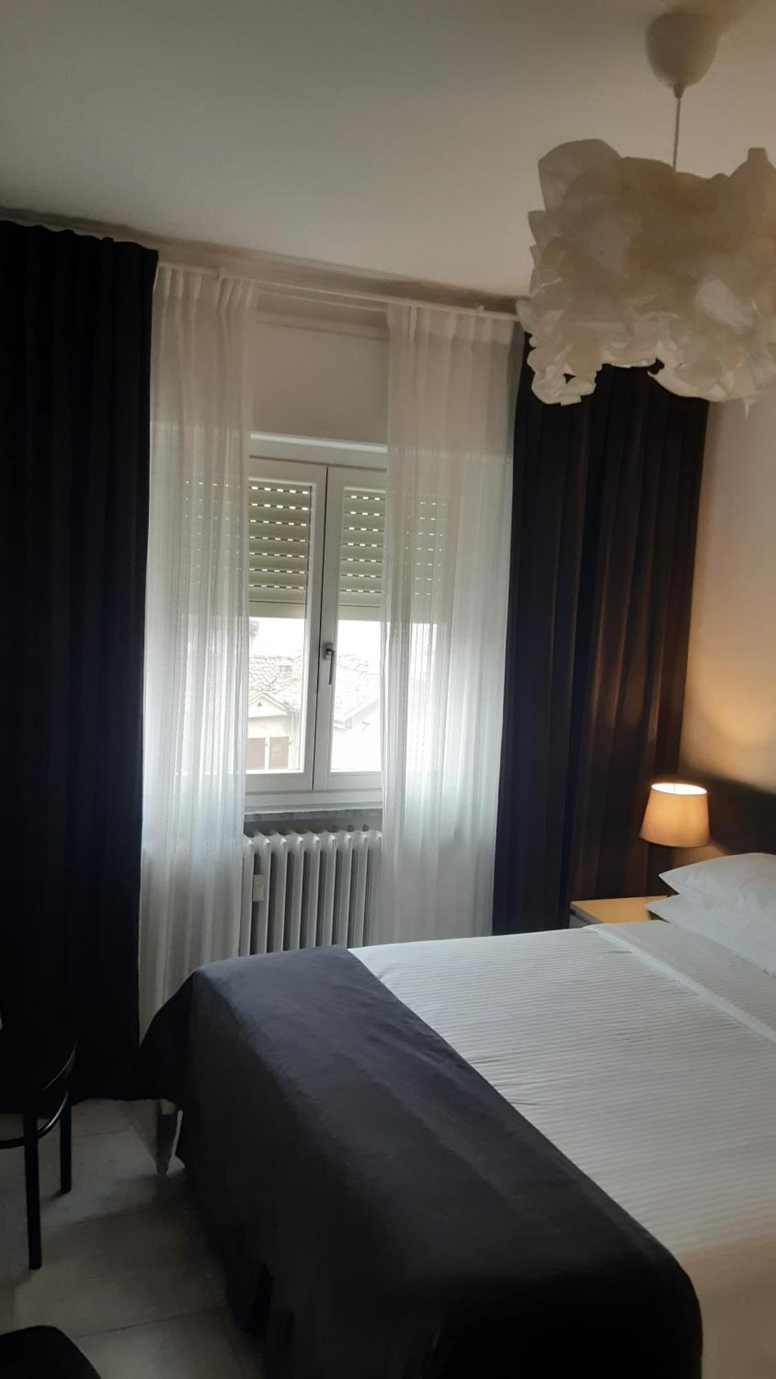 La Duchessa Hotel Alba Kültér fotó